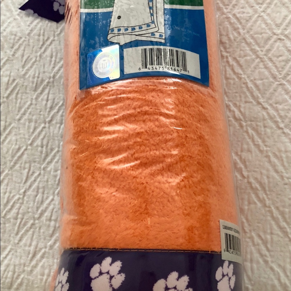 Clemson U. bath wrap